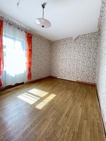 Maison avec de beaux volumes et à fort potentiel