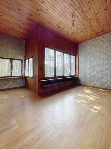 Maison avec de beaux volumes et à fort potentiel