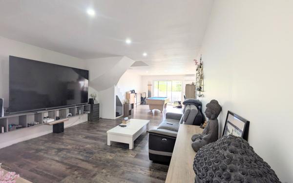 Maison à vendre    5 pièces • 159 m2 Saint-André