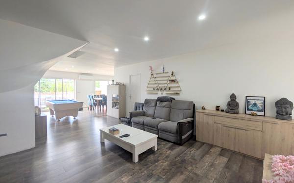 Maison à vendre    5 pièces • 159 m2 Saint-André