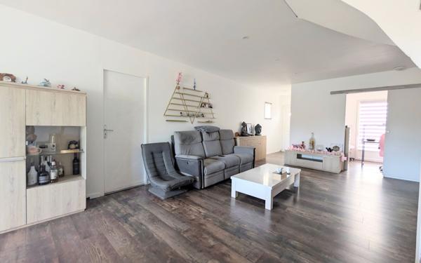 Maison à vendre    5 pièces • 159 m2 Saint-André