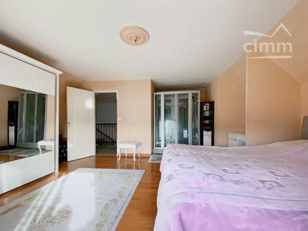🏡 Maison Moderne avec Piscine à ROMORANTIN-LANTHENAY – 5 Chambres 🏡