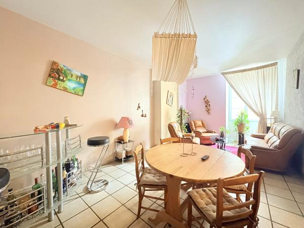 Appartement Saint-Michel / Victoire / Capucins 58m²