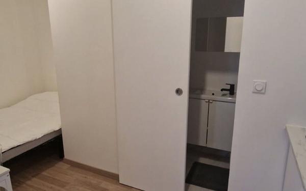 Appartement à louer    1 pièce • 17,67 m2 Châtellerault