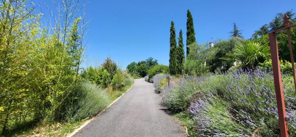 Maison à Bergerac, 24100 - 8 pièces 185m²