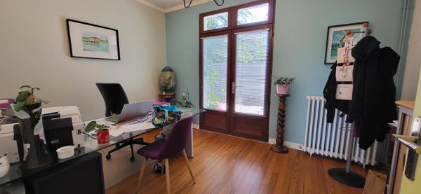 Maison à Bergerac, 24100 - 8 pièces 185m²