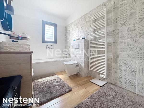 Maison de plain-pied 4 pièce(s) 140 m2 à Narbonne dans un secteur prisé !