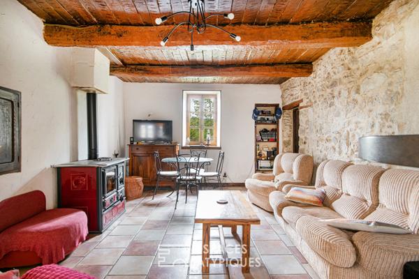 Bâtisse du XVIII ème siècle avec superbe vue