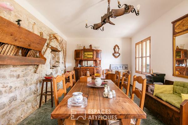 Bâtisse du XVIII ème siècle avec superbe vue