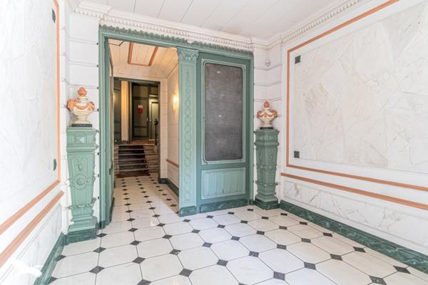 Appartement à vendre |                                       Bordeaux |                                        5 pièces  |  98 m²