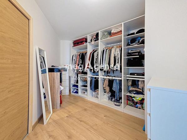 Maison à LA ROMAGNE, 49740 - 6 pièces 136m²