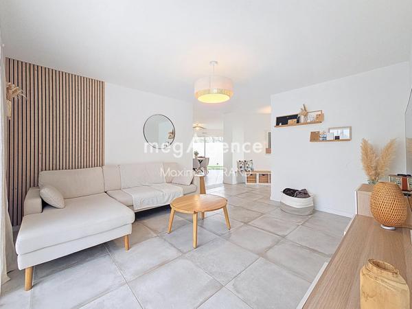 Maison à LA ROMAGNE, 49740 - 6 pièces 136m²