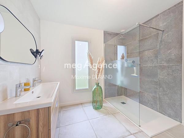 Maison à LA ROMAGNE, 49740 - 6 pièces 136m²