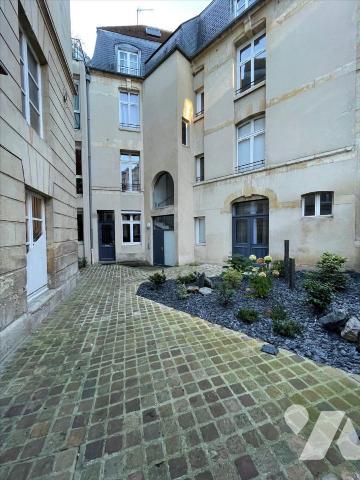 Hyper centre ville de CAEN