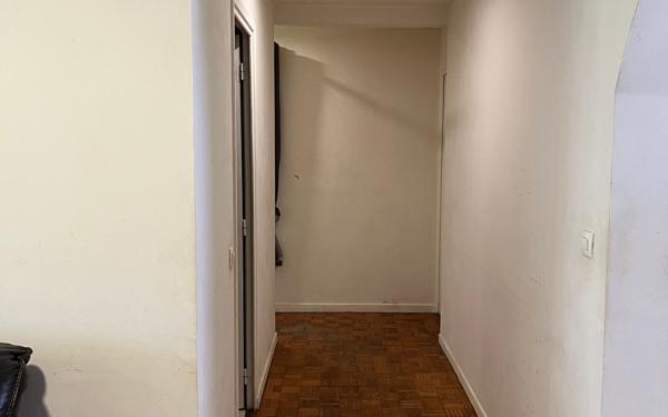 Appartement à vendre    2 pièces • 76,43 m2 Lyon 9