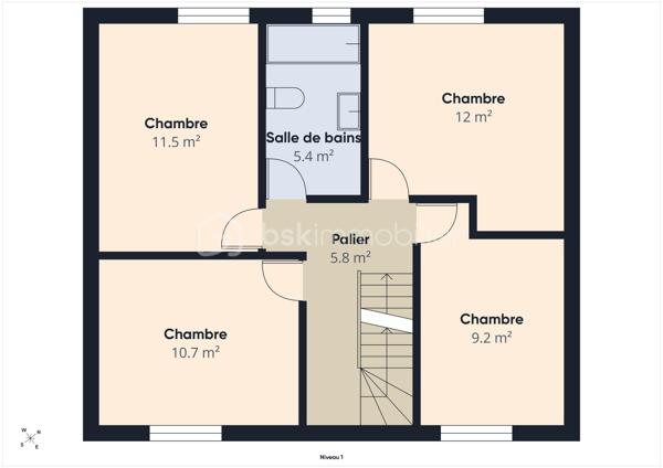 Découvrez cette jolie  maison de 135 m² nichée dans un coin  paisible de Baulne, offrant un style de vie harmonieux entre confort moderne et tranquillité. Cette propriété spacieuse , séduit par  sa luminosité, sa véranda, son grand terrain de 700 m² sans vis-à-vis, avec accès privé a la rivière avec mise a l'eau possible ( canoës-kayaks barque ....)
Aucuns risque d'inondation le terrain est prévu pour cela 

La propriété bénéficie d'une vue dégagée et d'un environnement calme, le tout agrémenté d'une piscine pour des instants de détente inégalés. Proximité des commodités essentielles et atout "Coup de cœur" assuré.
A l'intérieur nous retrouvons au RDC un grand double séjour, une cuisine équipé, un wc , un garage, au premier  étage nous retrouvons quatre chambres, une salle de bain avec baignoire, douche et wc  
Au second étage les combles sont aménagés en une grande chambre, une salle de jeu... a vous de voir !

Pour plus d'informations, contactez Kevin Julien. Profitez de cet environnement privilégié dès maintenant !