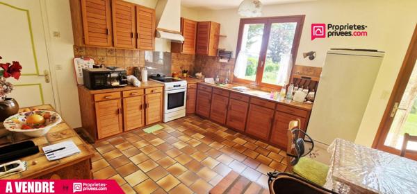 Pavillon 5 pièces - 125 m² - 4 ch - garage et dépendances - jardin arboré