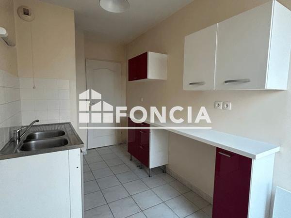 Location Appartement 2 pièces 47.2 m² - 2/4 RUE FRANCOIS HAUCHECORNE Orleans 45000