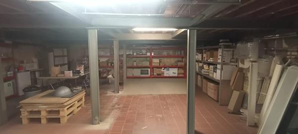 Immeuble avec local commercial centre ville Auch 280 m²