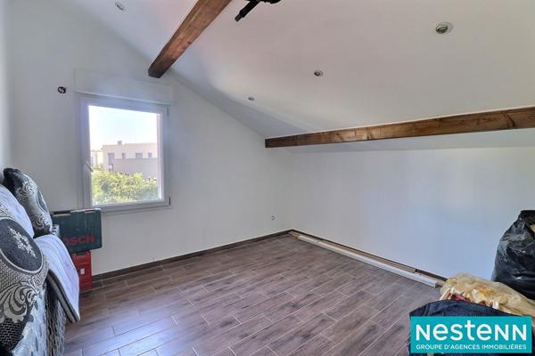 Maison de 140 m2 sur un Terrain de 286m² en plein coeur du centre ville de Décines-Charpieu