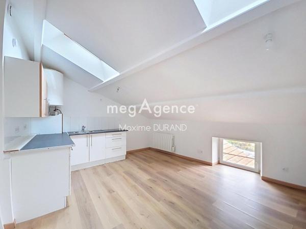 Immeuble à CHOLET, 49300 - 140m²