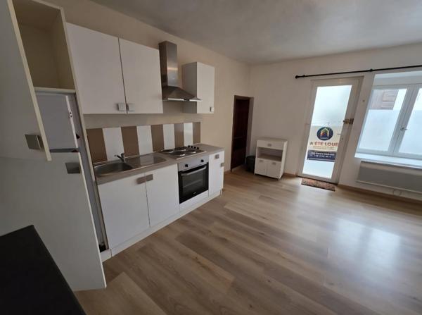 Immeuble à CHOLET, 49300 - 140m²