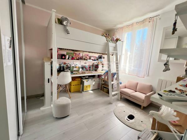 Maison sans travaux, 3/4 chambres, garage, terrasse et jardin à Fontenay en parisis