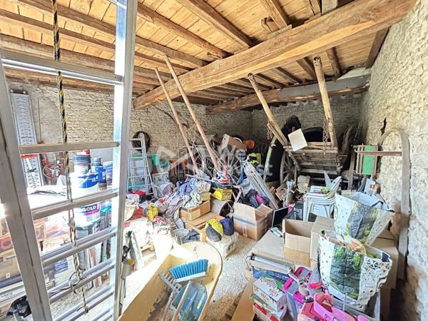 À Vendre Grange rénovée à potentiel exceptionnel au cœur d’Appoigny (89380)