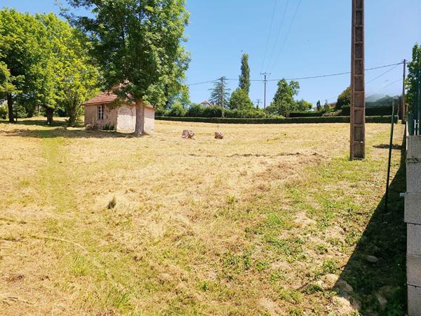 Terrain 1801 m2