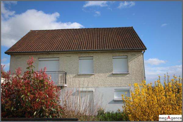 Maison à MONTVAL SUR LOIR, 72500 - 5 pièces 90m²