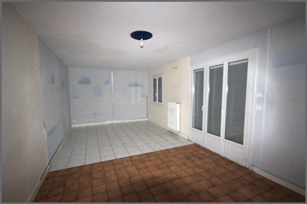 Maison à MONTVAL SUR LOIR, 72500 - 5 pièces 90m²