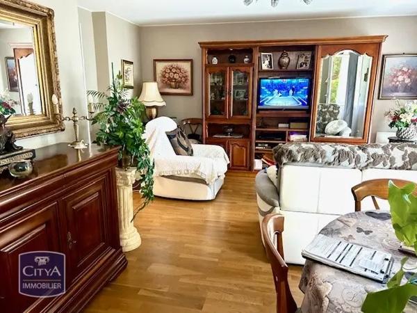 Appartement à vendre 3 pièces 77m² Nanteuil-lès-Meaux (77100)