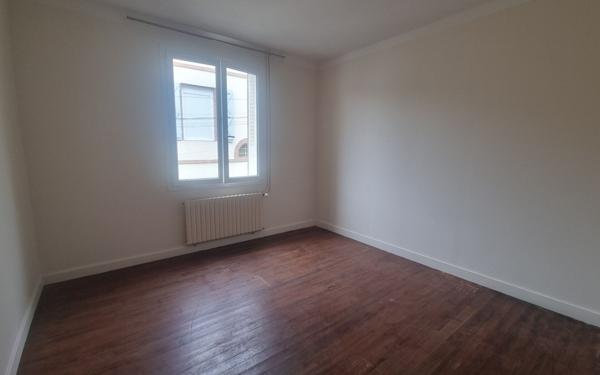 Maison à vendre    4 pièces •  Moissac