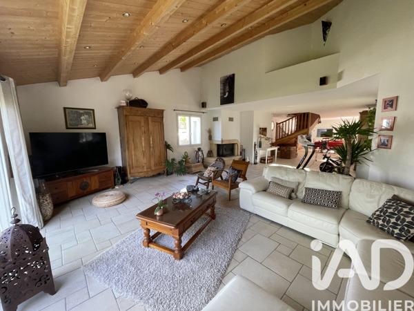 Maison à vendre 8 pièces 232 m² Saint-Hilaire-de-Riez