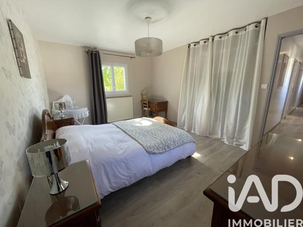 Maison à vendre 8 pièces 232 m² Saint-Hilaire-de-Riez