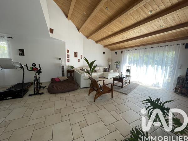 Maison à vendre 8 pièces 232 m² Saint-Hilaire-de-Riez