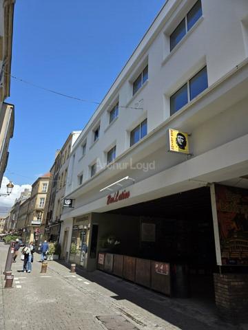 BUREAUX à LOUER de 75.75 m²