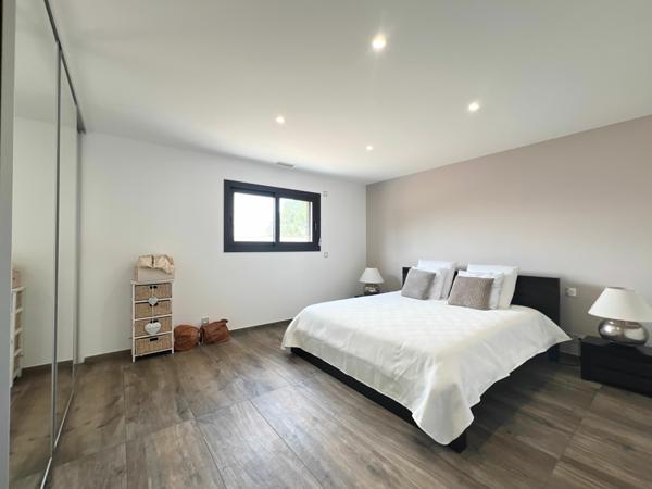 Appartement à louer    3 pièces • 66,24 m2    Alès