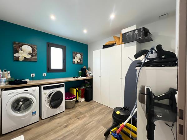 Appartement à louer    3 pièces • 66,24 m2    Alès