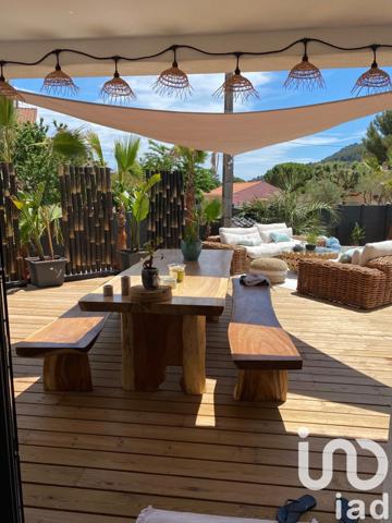 Maison à vendre 6 pièces 200 m² Le Beausset