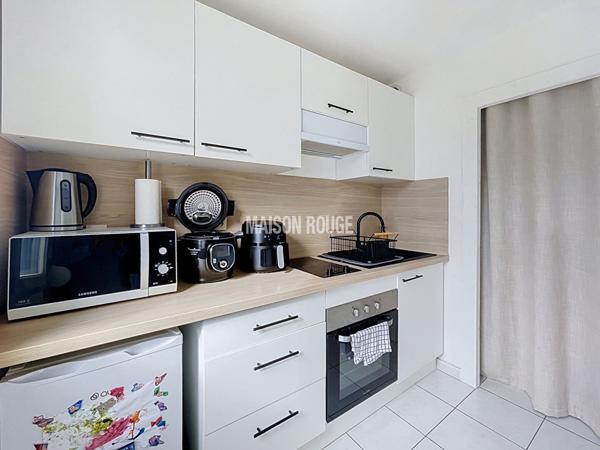 Appartement T3 55 m2 , balcon et 2 places de stationnement