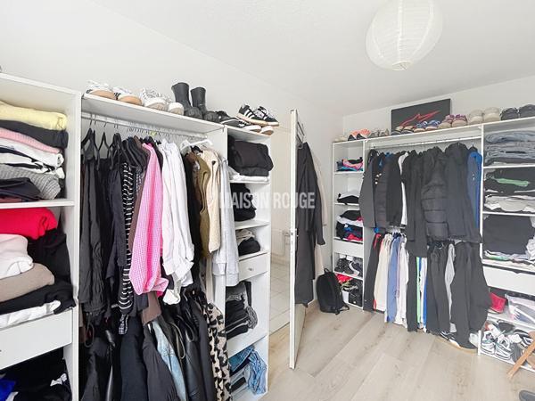 Appartement T3 55 m2 , balcon et 2 places de stationnement