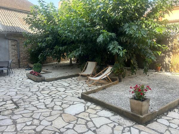 Demeure Historique du XIVe , Potentiel Accueil ou vaste maison familiale Vallées du Viaur et du Tarn Requista