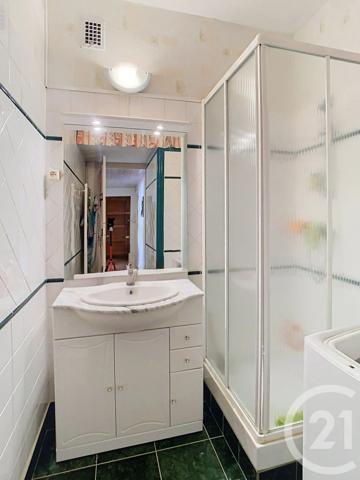 Appartement T4 à vendre  5 pièces - 69,45 m 2   DINAN  - 22