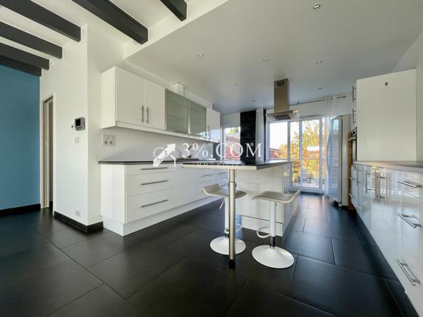 Maison 5 pièce(s) 3 chambre(s) 120 m²