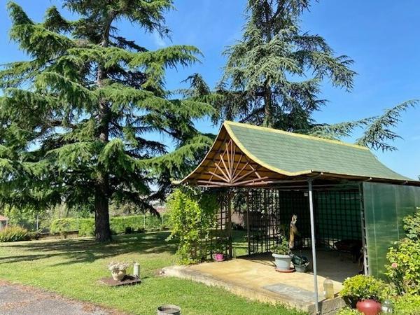 Auch - Un petit coin de paradis avec grandes dépendances