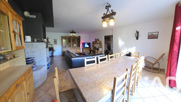 Maison à vendre 8 pièces 216 m² Sévérac d'Aveyron