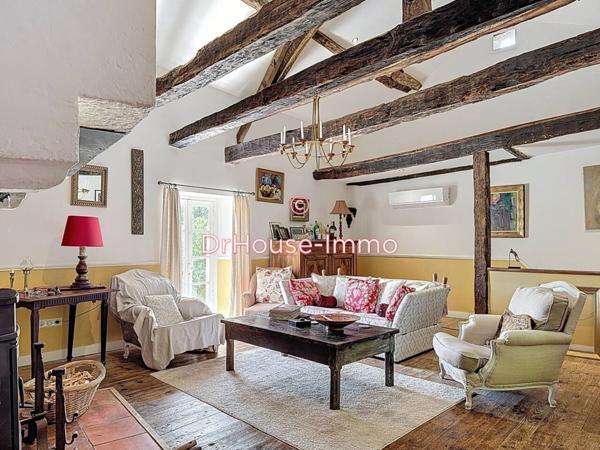 Maison à vendre 10 pièces de 240 m²