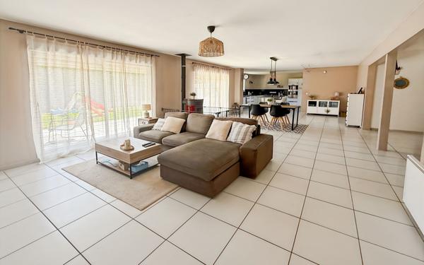 Maison à vendre    5 pièces •  Patay