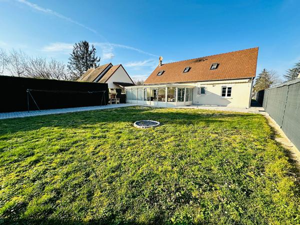 Maison BALLAN-MIRÉ 8 pièces